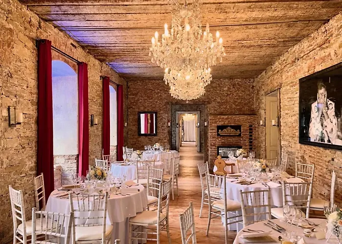 Üdülőközpont Pechy Castle